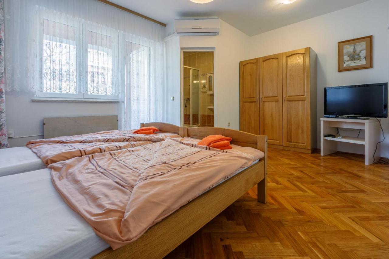 Apartments Villa 7 Crikvenica Luaran gambar