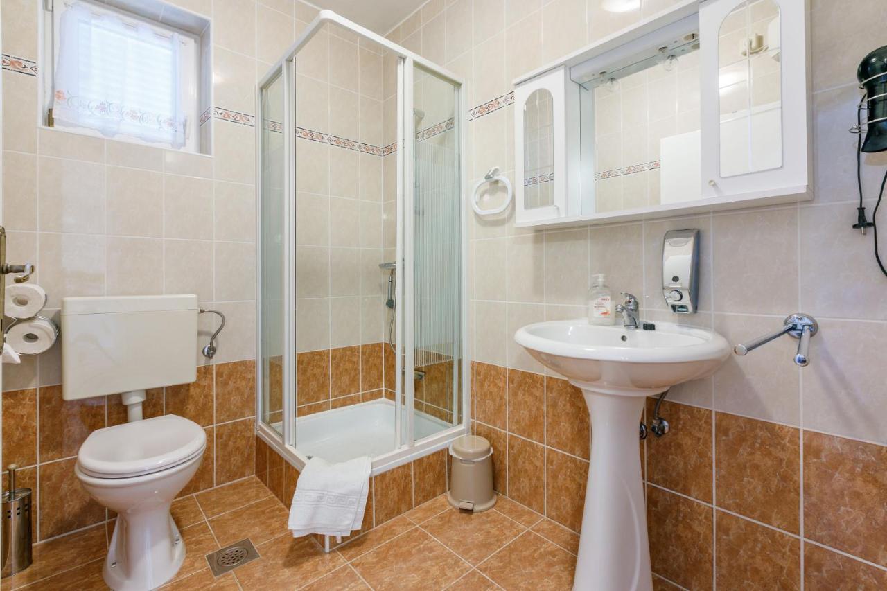Apartments Villa 7 Crikvenica Luaran gambar
