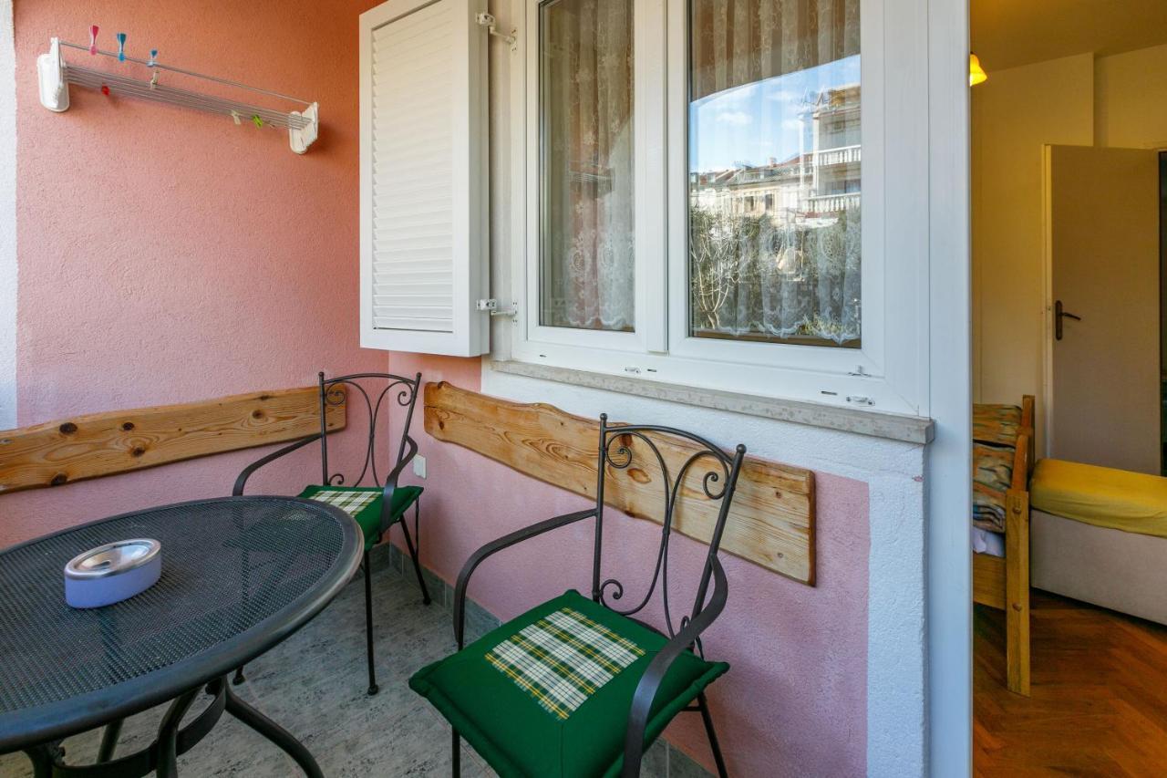 Apartments Villa 7 Crikvenica Luaran gambar